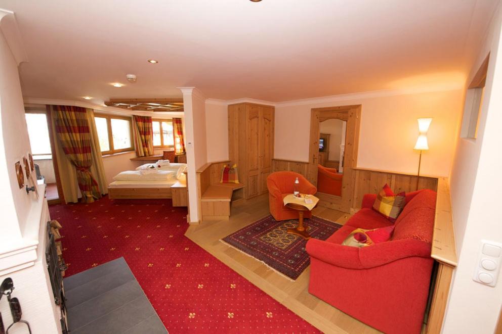 Jufa Alpenhotel Saalbach Exteriér fotografie