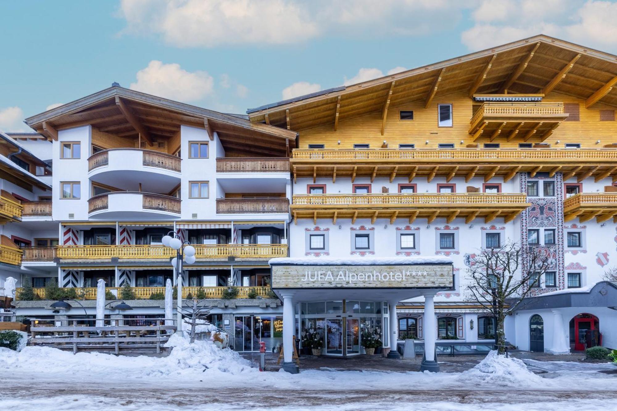 Jufa Alpenhotel Saalbach Exteriér fotografie